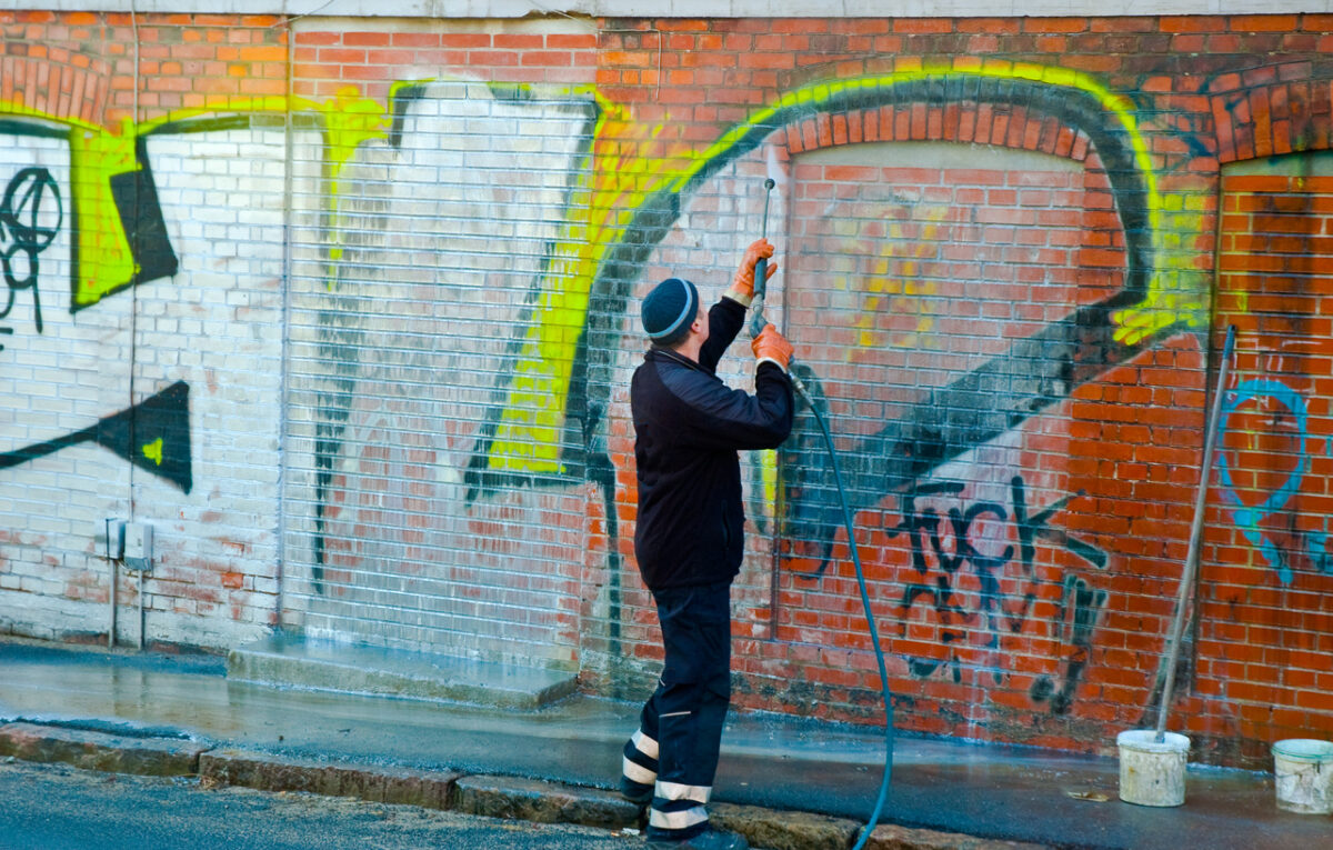 graffiti removal services